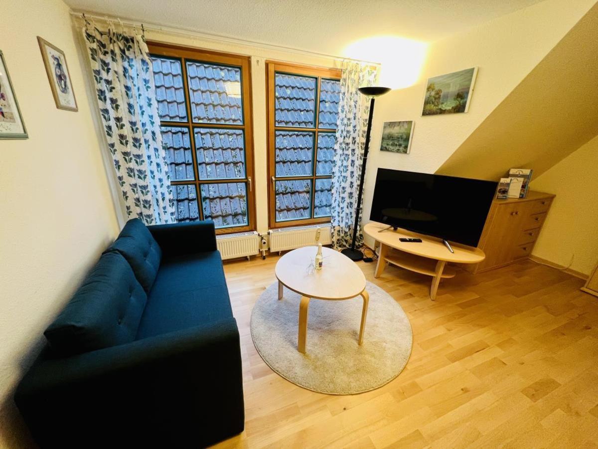 Ferienwohnung Blaue Tulpe, Balkon Mit Traumblick Rostock Exterior foto